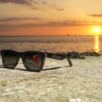 #OhSoRetro Skatewood Polarised Lensed Sunglasses - Image 3