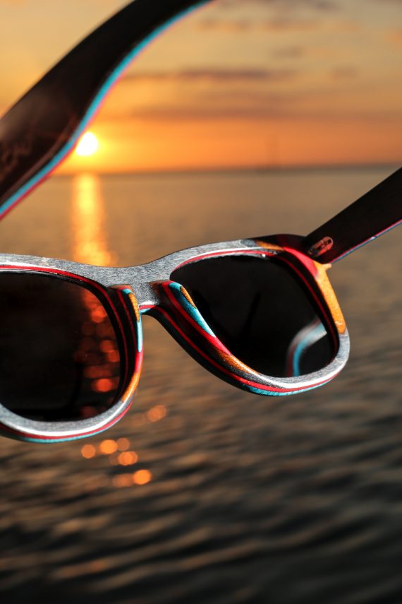 #OhSoRetro Skatewood Polarised Lensed Sunglasses - Image 2