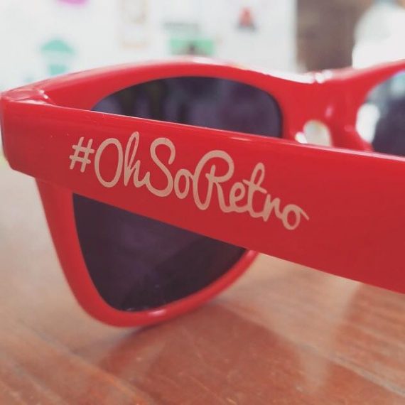#OhSoRetro Red Plastic Sunglasses - Image 5