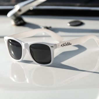 #OhSoRetro White Plastic Sunglasses - Image 12
