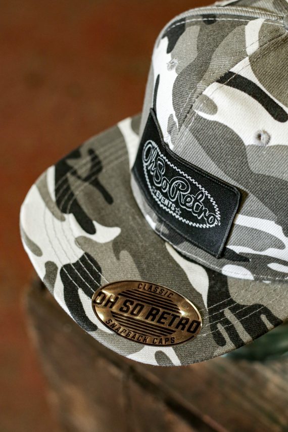 Camo Rectangle Patch Snapback (Green or Grey)