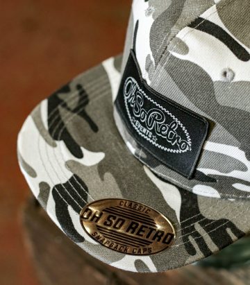 Camo Rectangle Patch Snapback (Green or Grey)