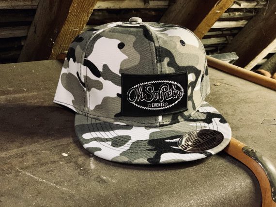 Camo Rectangle Patch Snapback (Green or Grey) - Image 5