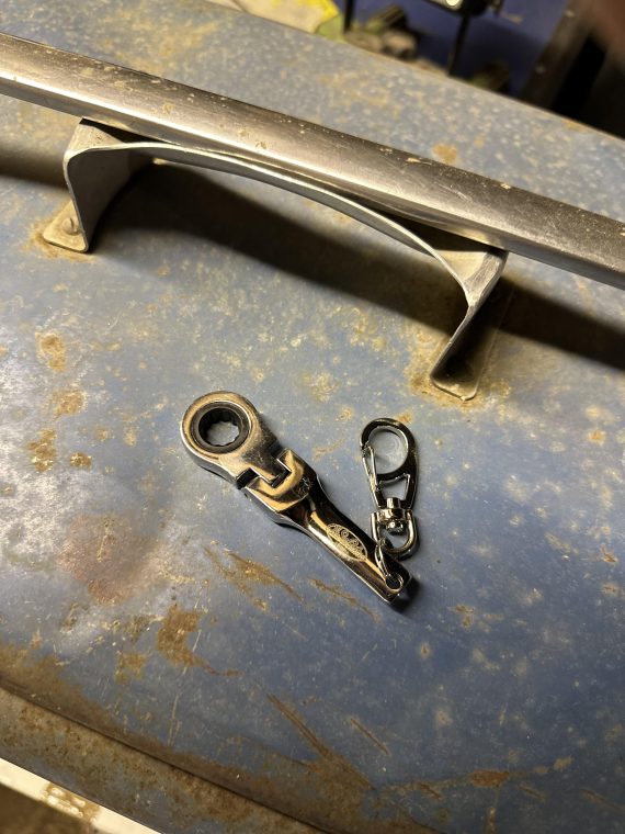 10mm Ratchet Spanner Keyring - Image 4